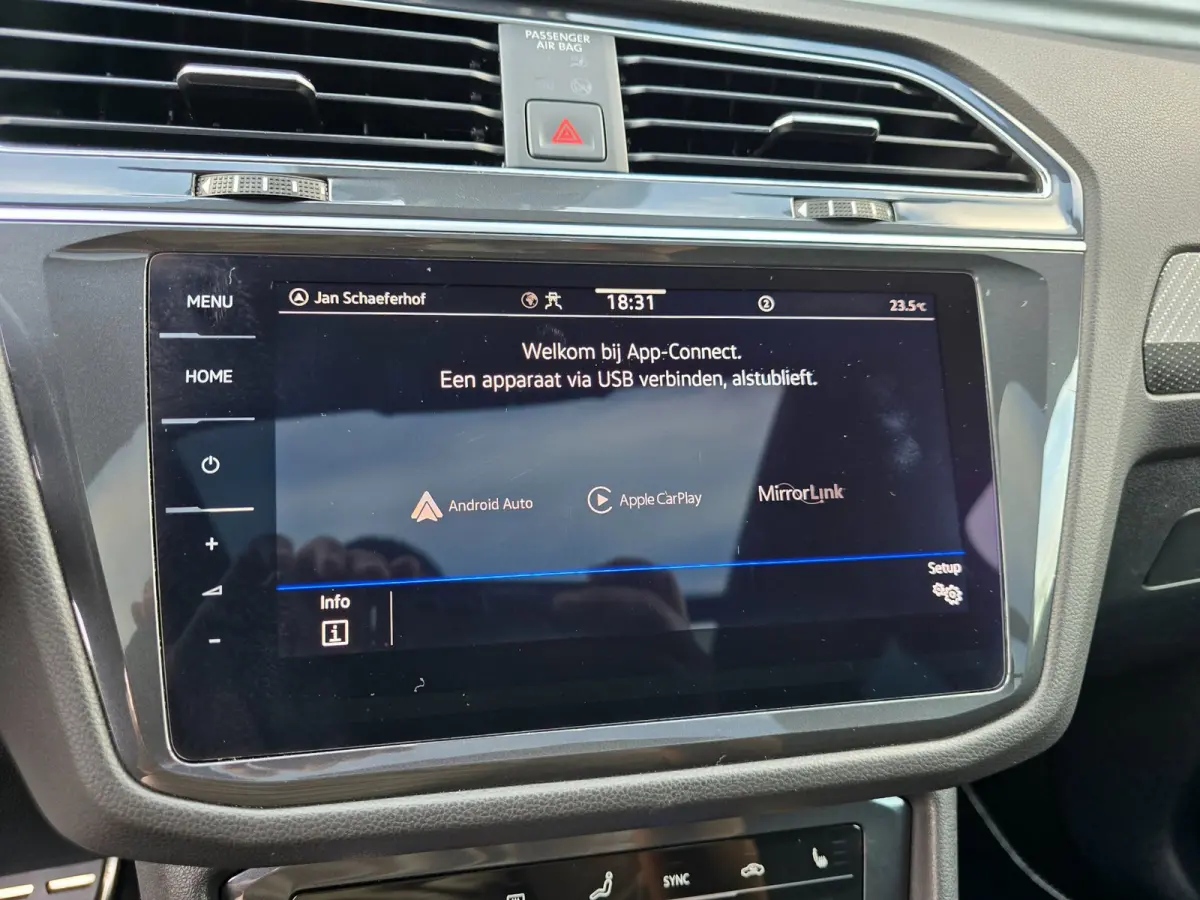 1.4 TSI eHybrid Black edition 3*R-line Full Pano/Leder/Head up/Trekhaak!