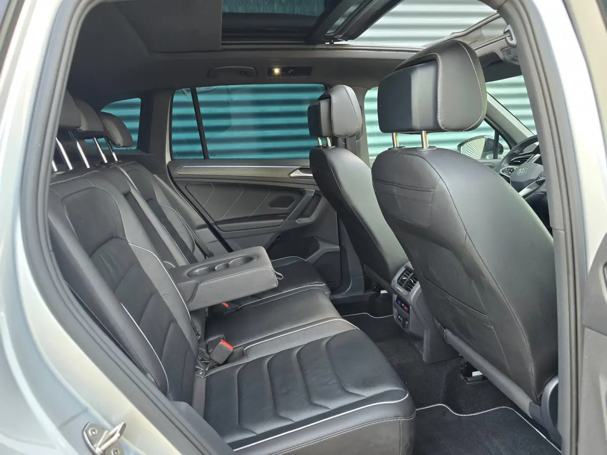 1.4 TSI eHybrid Black edition 3*R-line Full Pano/Leder/Head up/Trekhaak!