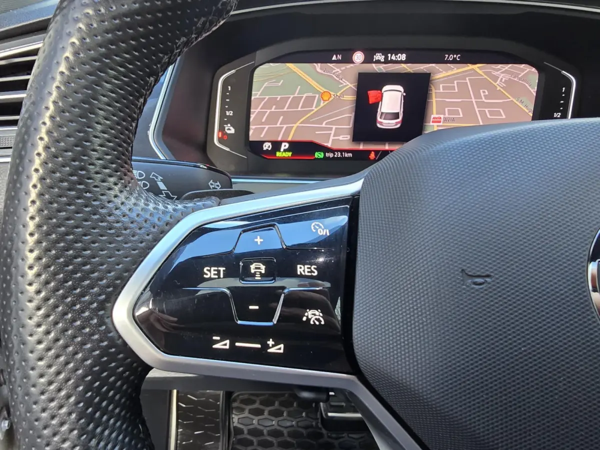 1.4 TSI eHybrid Black edition 3*R-line Full Pano/Leder/Head up/Trekhaak!