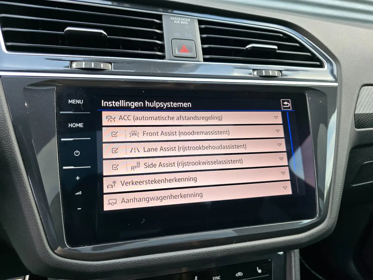 1.4 TSI eHybrid Black edition 3*R-line Full Pano/Leder/Head up/Trekhaak!