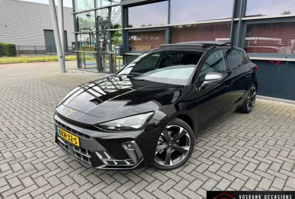 1.5 TSI e-Hybrid Business/DSG/Panorama/Virtual cockpit/Camera/