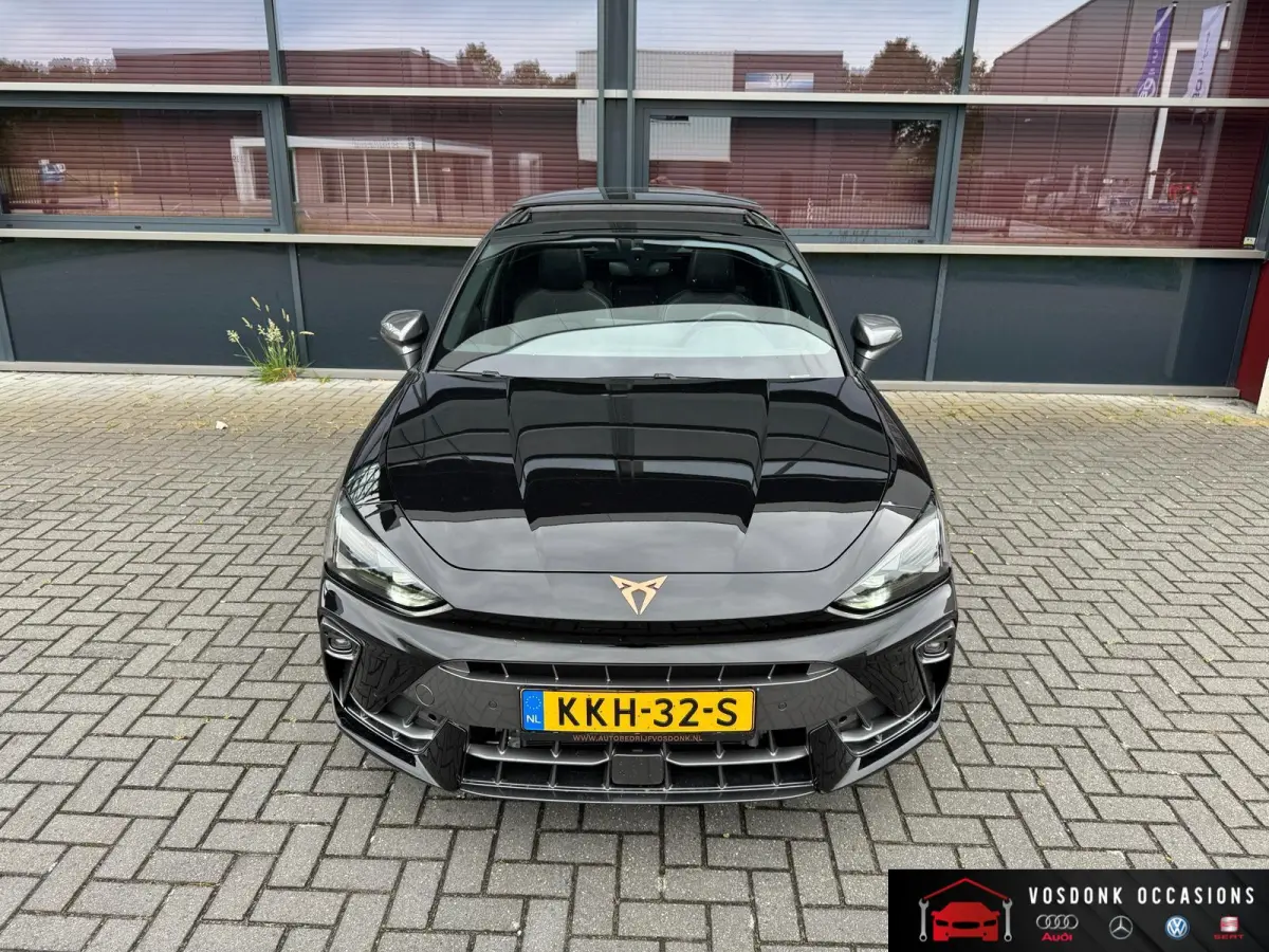 1.5 TSI e-Hybrid Business/DSG/Panorama/Virtual cockpit/Camera/