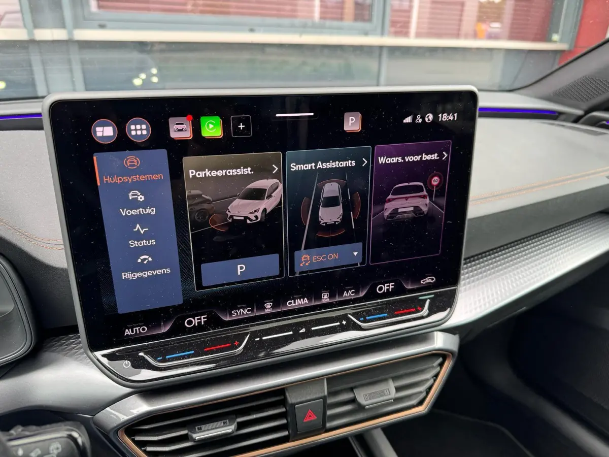 1.5 TSI e-Hybrid Business/DSG/Panorama/Virtual cockpit/Camera/