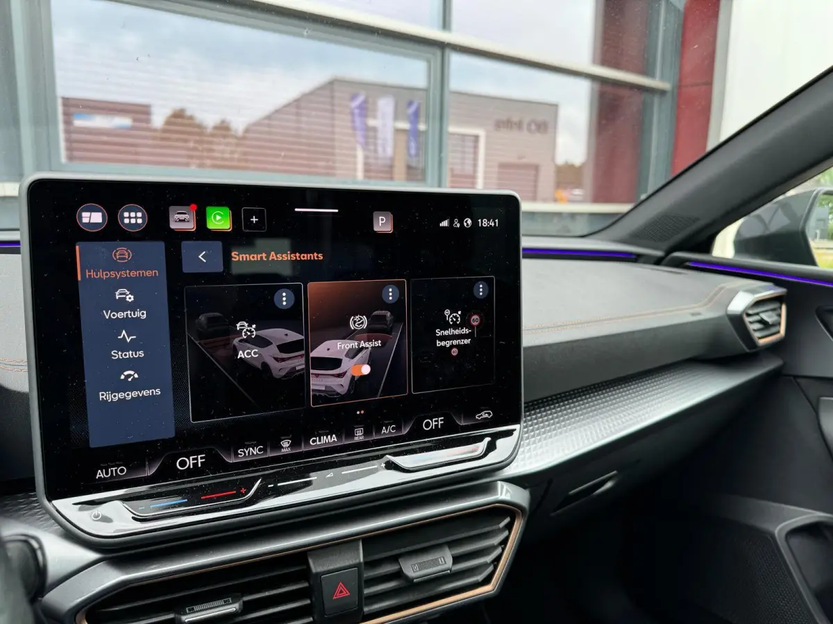 1.5 TSI e-Hybrid Business/DSG/Panorama/Virtual cockpit/Camera/