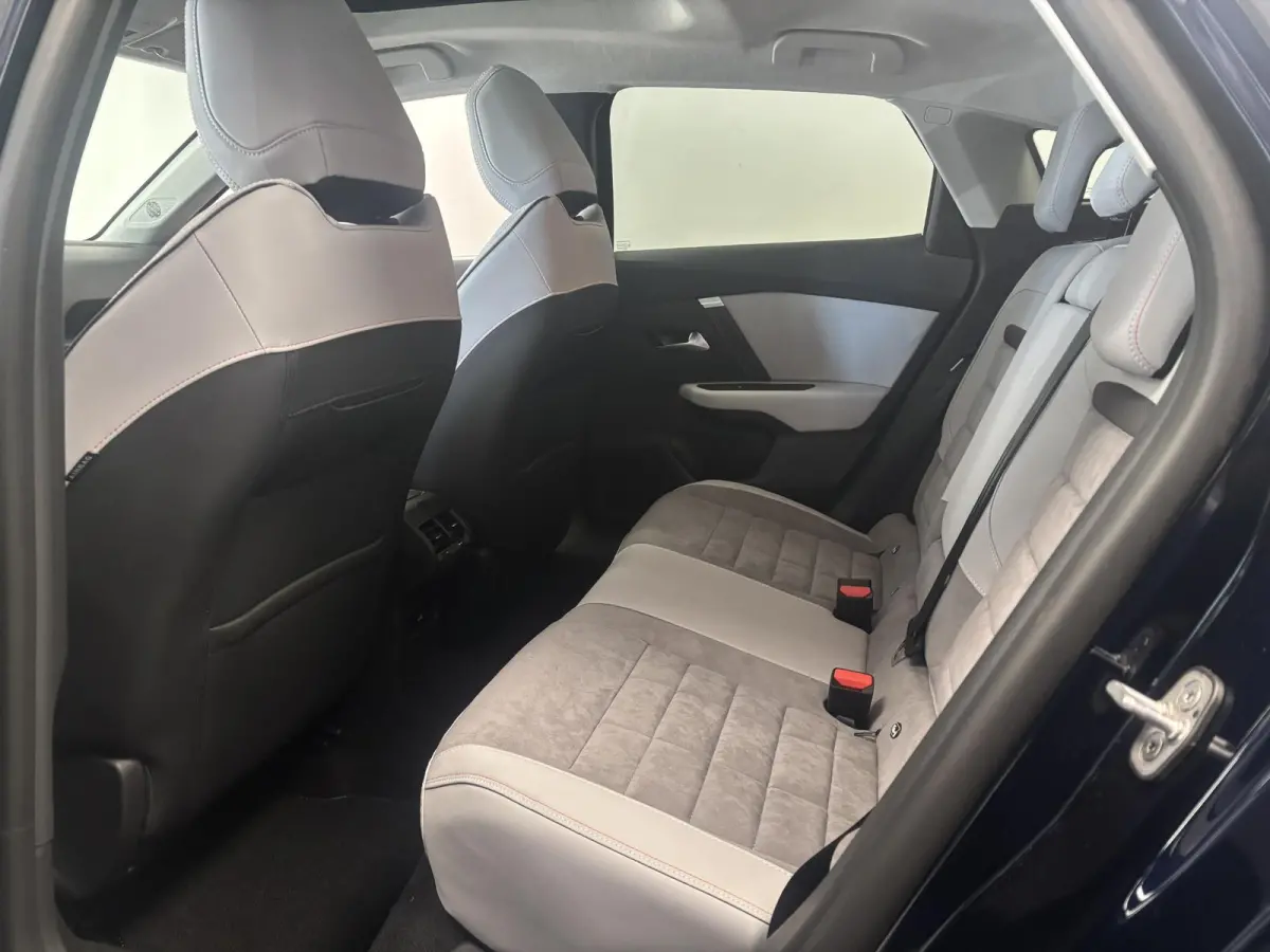 1.2 Hybrid 145pk Max | Navigatiesysteem full map | Apple Carplay/Android Auto | Achteruitrijcamera |