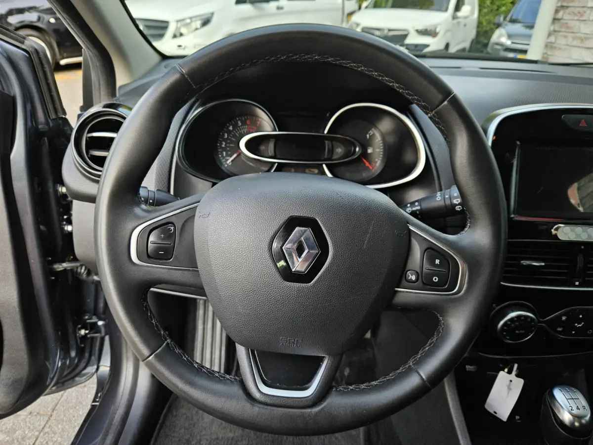 0.9 TCe Intens Airco! Cruise Control! Nette Auto! Navigatie!