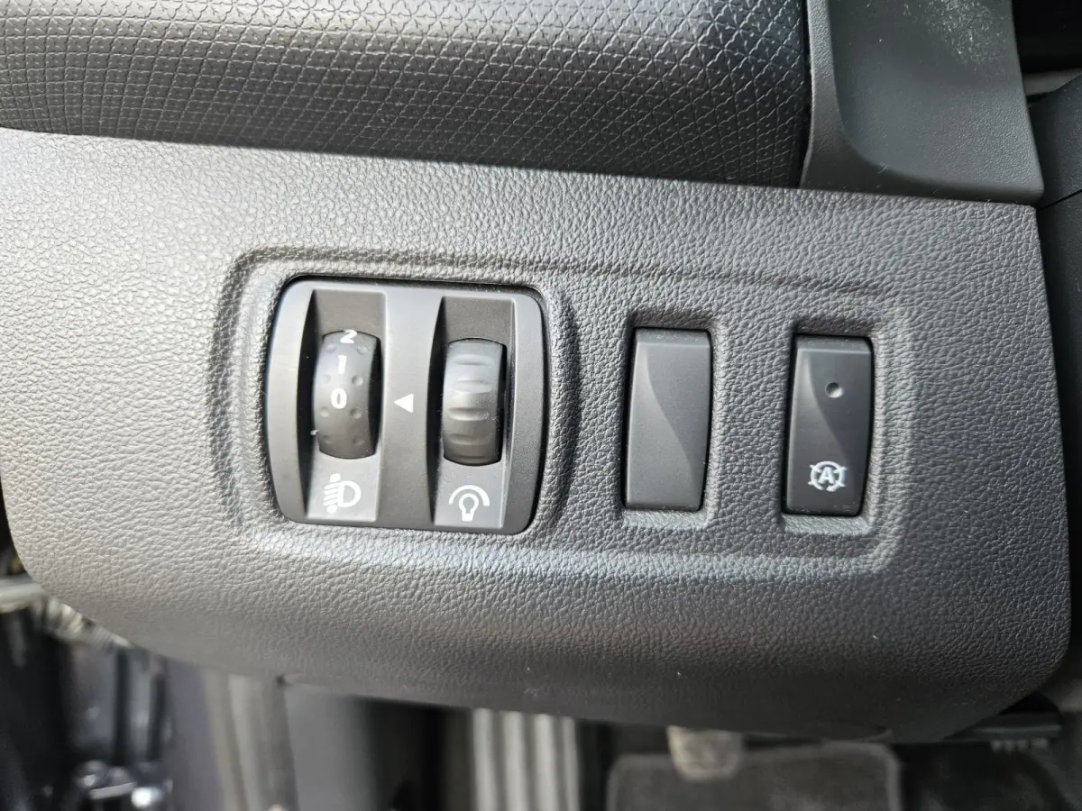 0.9 TCe Intens Airco! Cruise Control! Nette Auto! Navigatie!