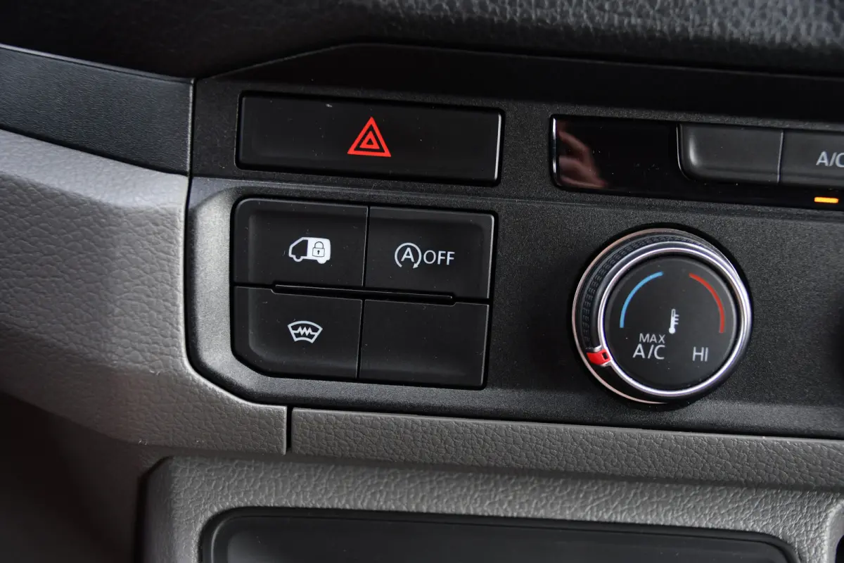 35 2.0 TDI L3H2 PB Edition Cruise, Carplay, LED, Multimedia, Sensoren, Voorruit verwarming, 140pk, Automaat, Uniek!
