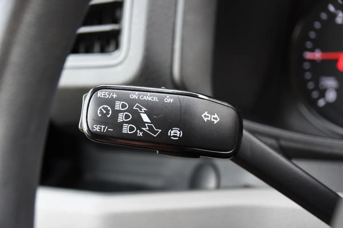 35 2.0 TDI L3H2 PB Edition Cruise, Carplay, LED, Multimedia, Sensoren, Voorruit verwarming, 140pk, Automaat, Uniek!