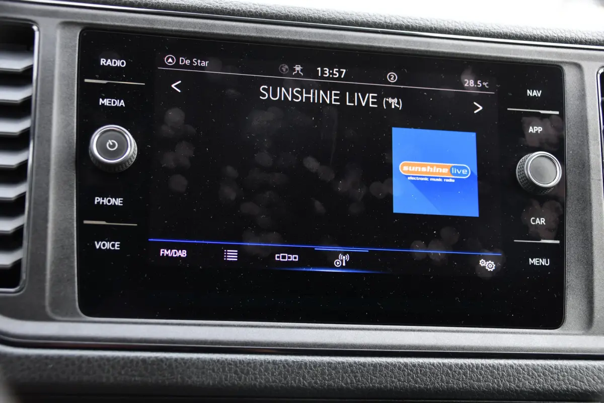 35 2.0 TDI L3H2 PB Edition Cruise, Carplay, LED, Multimedia, Sensoren, Voorruit verwarming, 140pk, Automaat, Uniek!