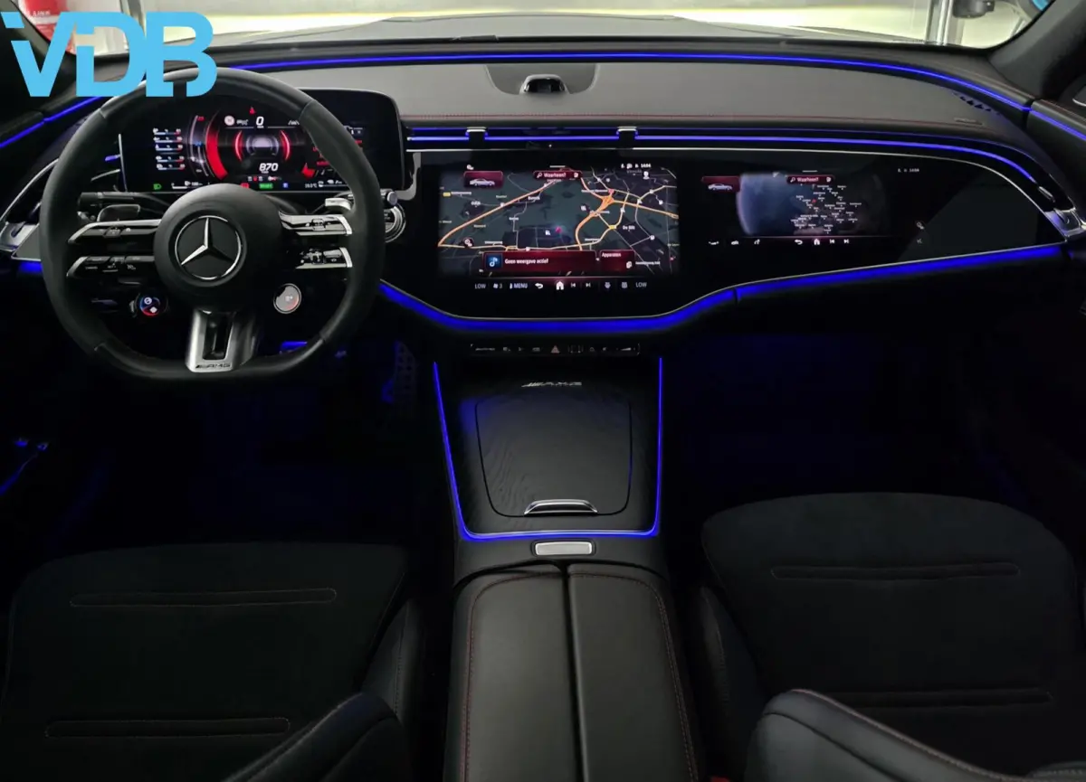 AMG 53 4MATIC+ Night PANO SUPERSCREEN BTW