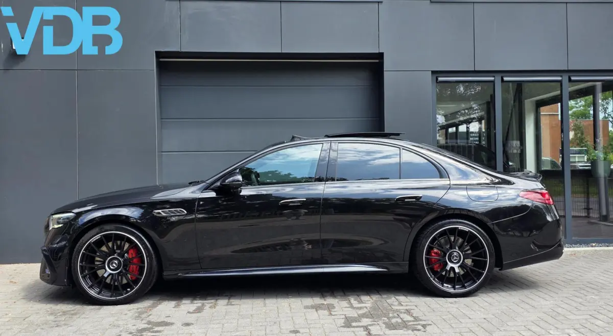 AMG 53 4MATIC+ Night PANO SUPERSCREEN BTW
