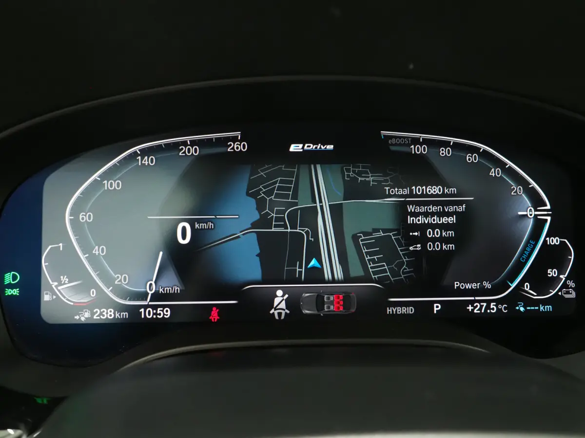530e | Panoramadak | Leder | Camera | Sfeerlicht | Keyless | Stoelverwarming | Cruise | Carplay