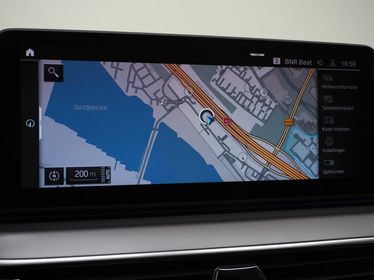 530e | Panoramadak | Leder | Camera | Sfeerlicht | Keyless | Stoelverwarming | Cruise | Carplay