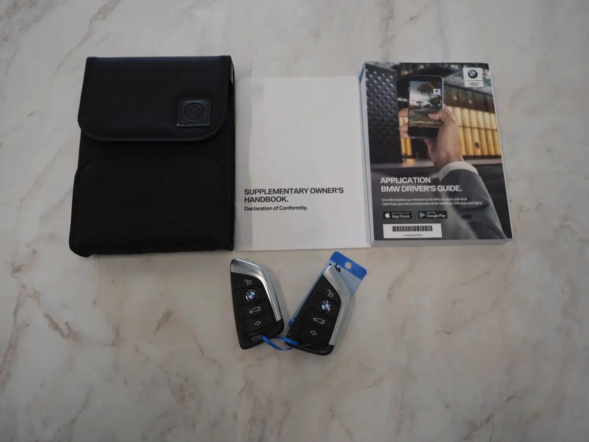 530e | Panoramadak | Leder | Camera | Sfeerlicht | Keyless | Stoelverwarming | Cruise | Carplay