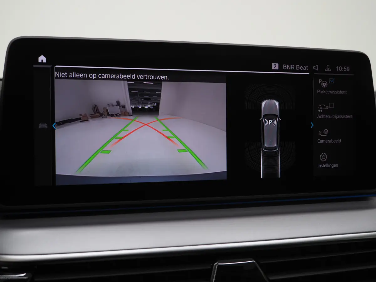 530e | Panoramadak | Leder | Camera | Sfeerlicht | Keyless | Stoelverwarming | Cruise | Carplay