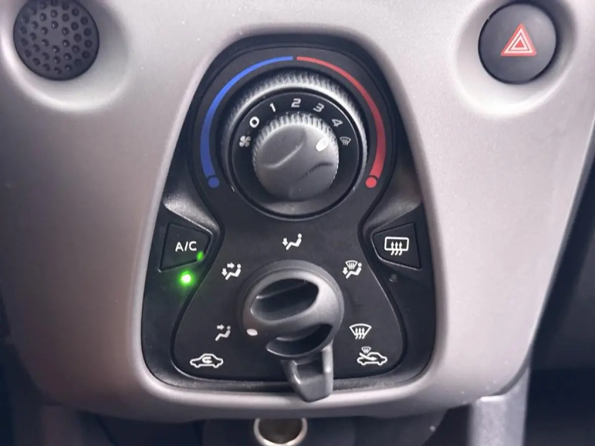 1.0 e-VTi 5Drs Active Dynamic Airco/El.Pakket