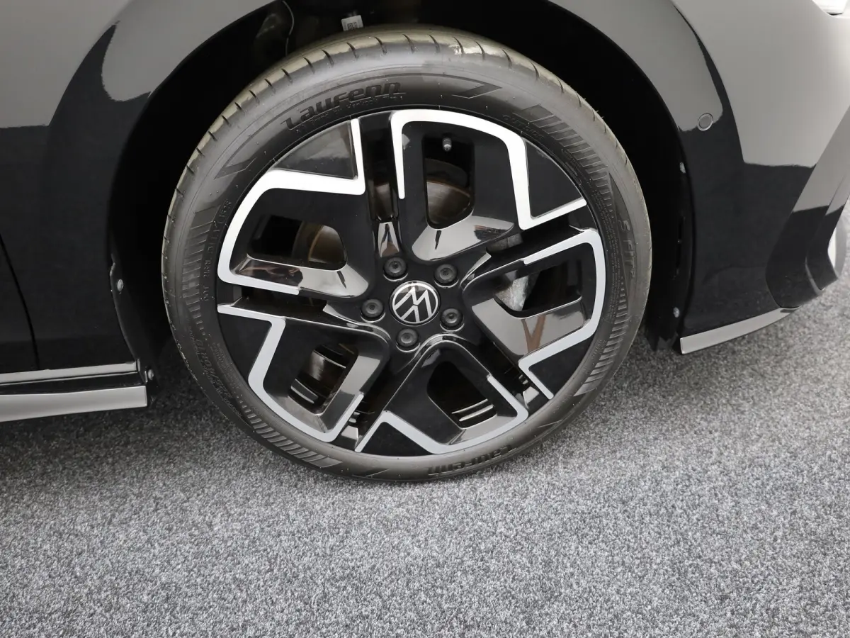 1.5 eTSI R-Line Edition | Pano | Keyless | Trekhaak wegkl. | IQ Light | Head Up | Harman/Kardon | Prijs Rijklaar!!