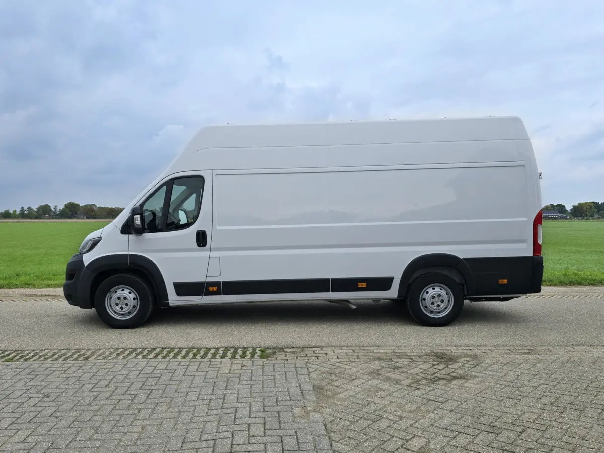 435 2.2 BlueHDi L4 H3 - 165 Pk - Euro 6 - Airco - ParkeerCamera - Laadklep