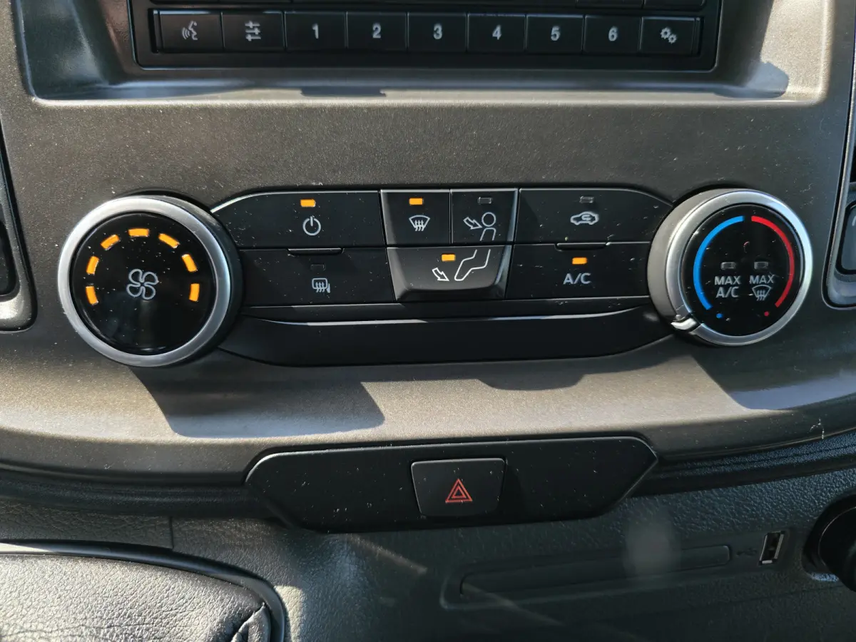 350 2.0 TDCI L2 H2 - 130 Pk - Euro 6 - Airco - Cruise Control
