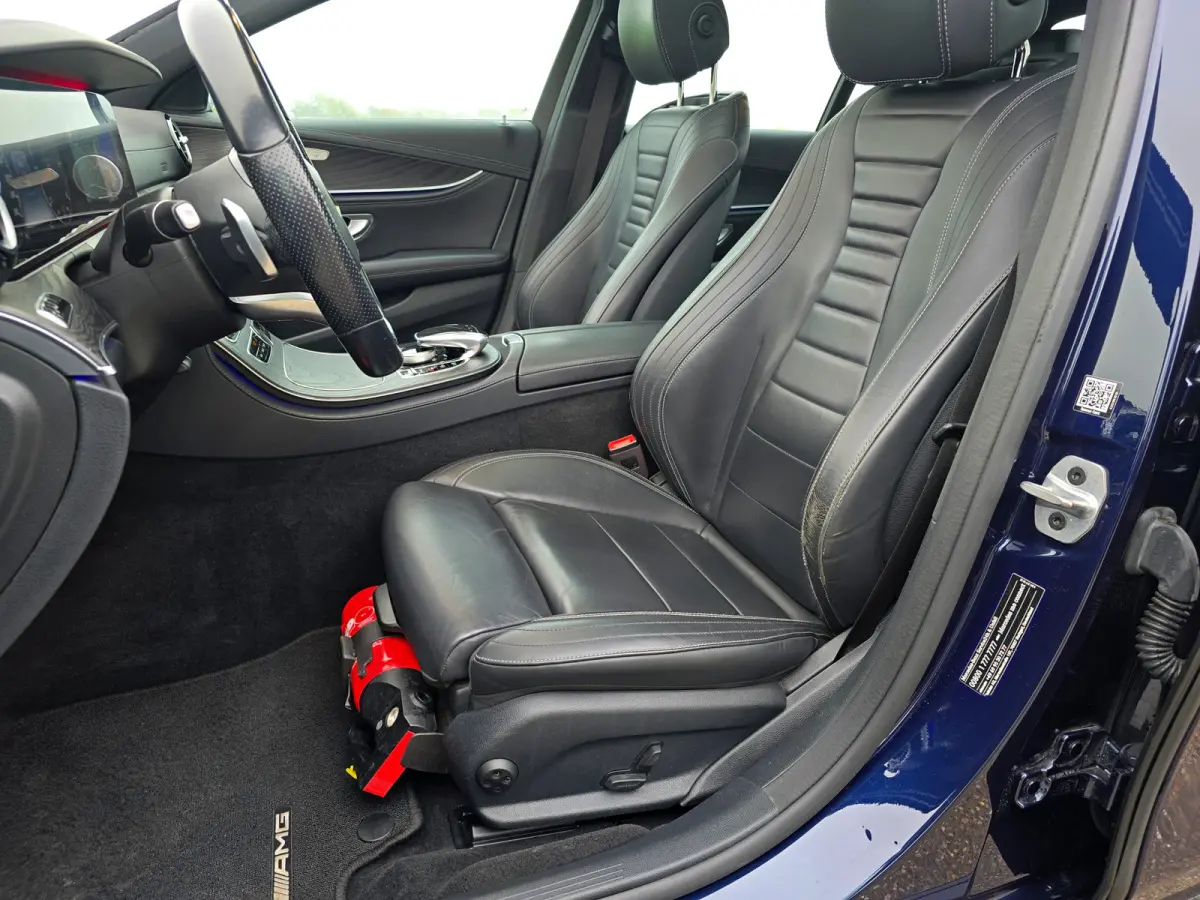 400d 4Matic Premium Plus - 340 Pk - Euro 6 - Lederen bekleding - ParkeerCamera - Schuif/Kanteldak