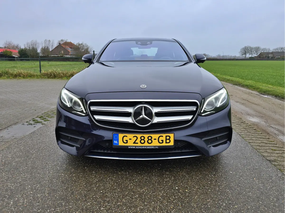 400d 4Matic Premium Plus - 340 Pk - Euro 6 - Lederen bekleding - ParkeerCamera - Schuif/Kanteldak