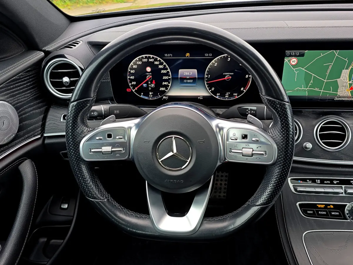 400d 4Matic Premium Plus - 340 Pk - Euro 6 - Lederen bekleding - ParkeerCamera - Schuif/Kanteldak