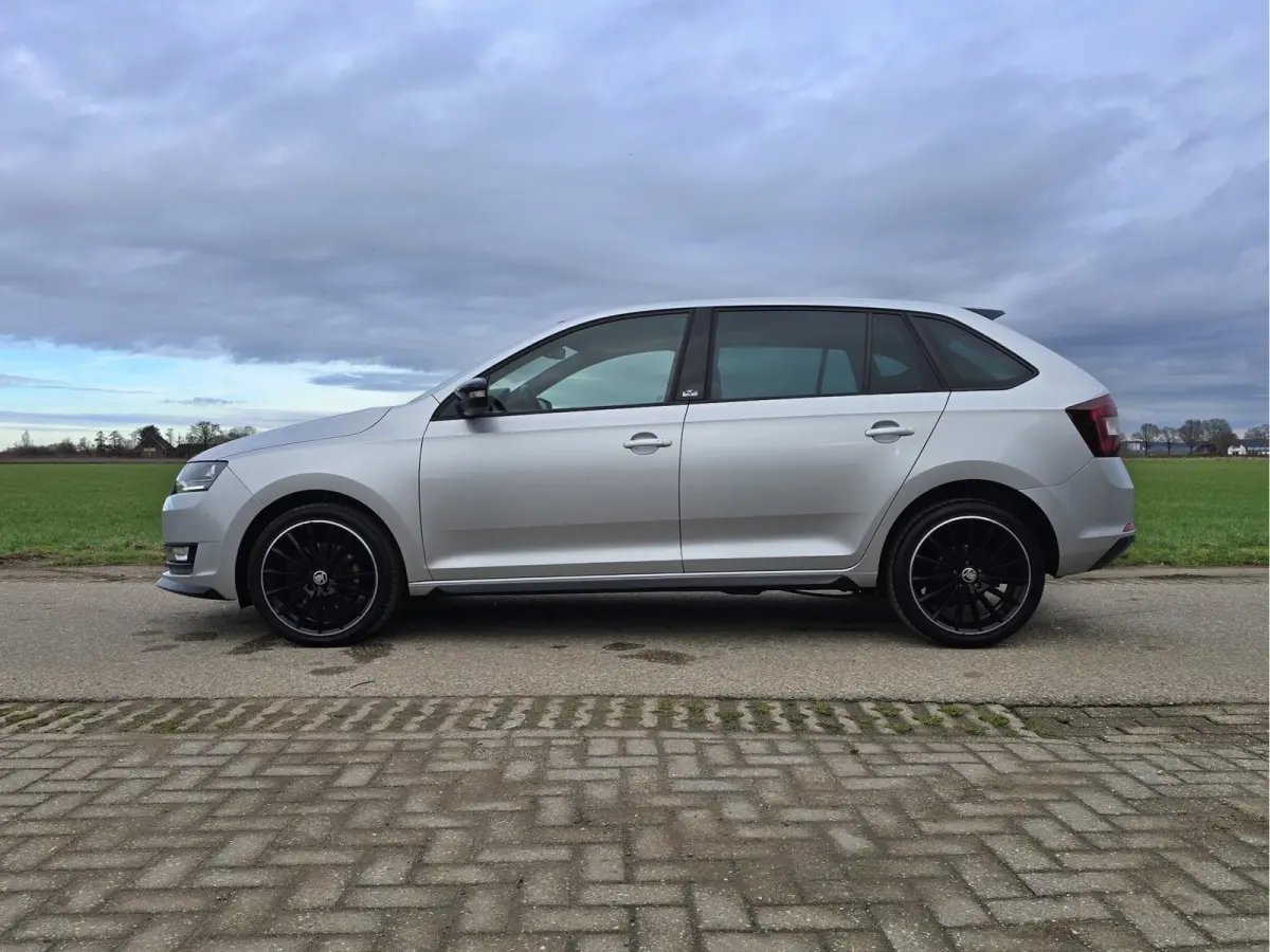 1.0 TSI Greentech Clever - 110 Pk - Euro 6 - AUTOMAAT - Navi - PDC V+A