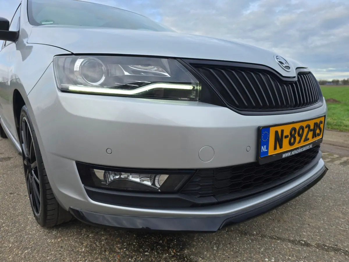 1.0 TSI Greentech Clever - 110 Pk - Euro 6 - AUTOMAAT - Navi - PDC V+A