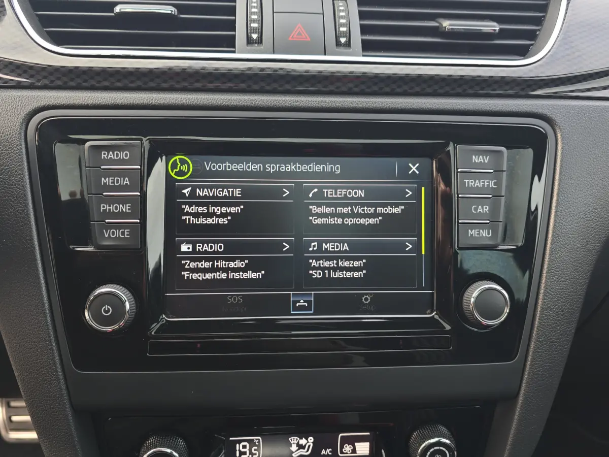 1.0 TSI Greentech Clever - 110 Pk - Euro 6 - AUTOMAAT - Navi - PDC V+A