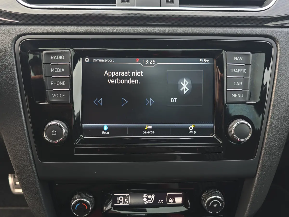 1.0 TSI Greentech Clever - 110 Pk - Euro 6 - AUTOMAAT - Navi - PDC V+A