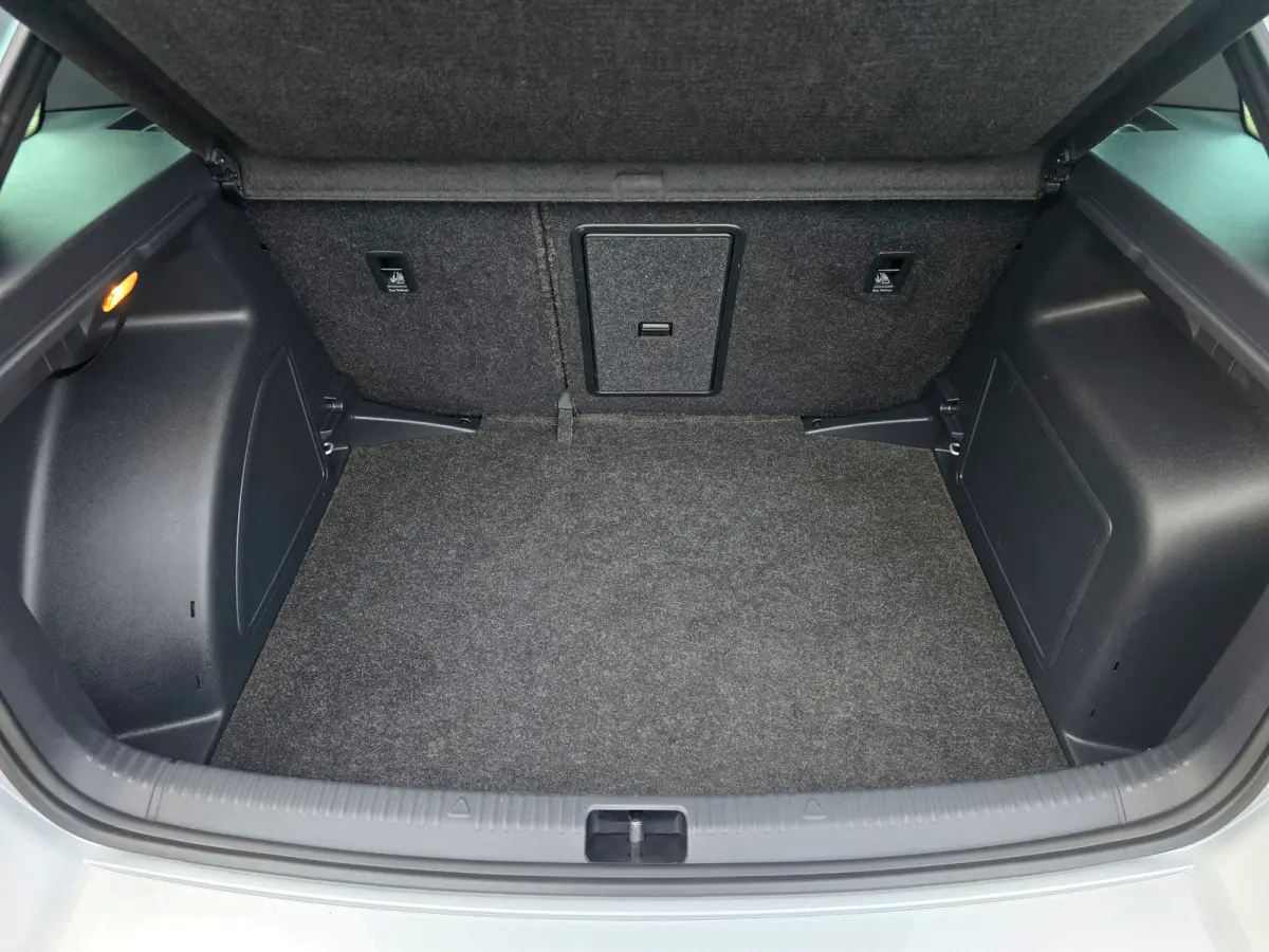 1.0 TSI Greentech Clever - 110 Pk - Euro 6 - AUTOMAAT - Navi - PDC V+A