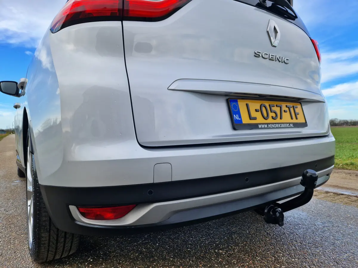 1.5 dCi Intens 7p. - 110 Pk - Euro 6 - Navi - Airco - Cruise Control