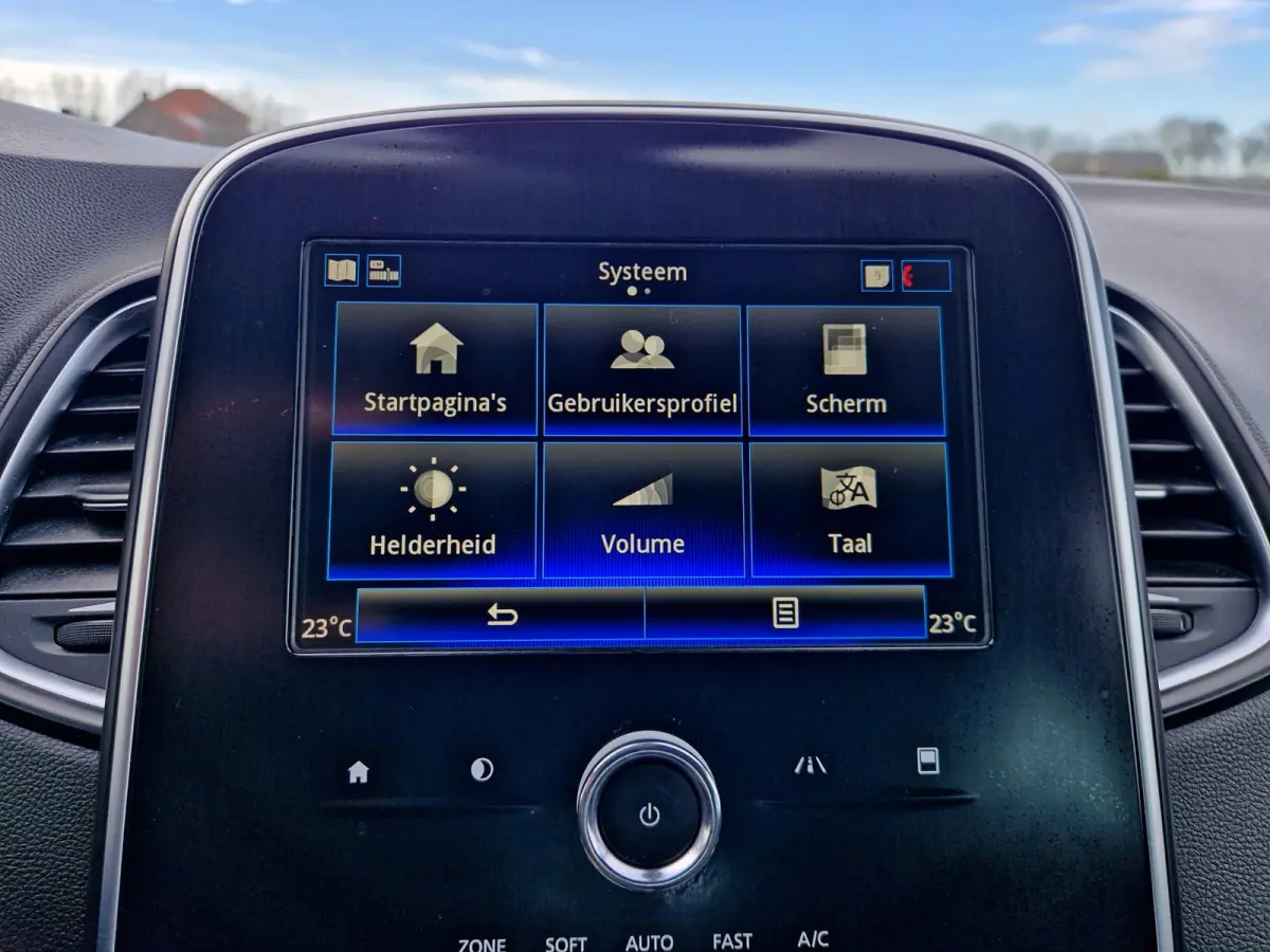 1.5 dCi Intens 7p. - 110 Pk - Euro 6 - Navi - Airco - Cruise Control