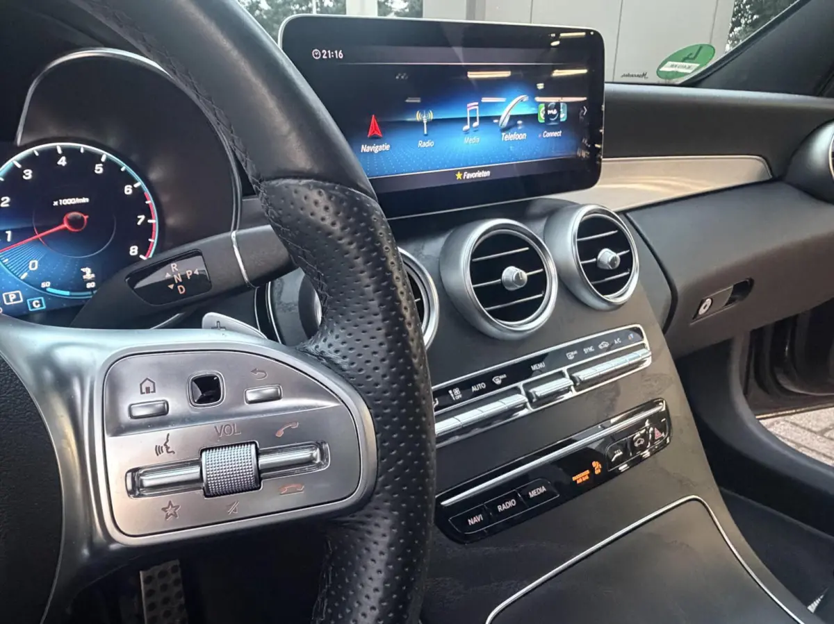 180 Bns Solution AMG 2021 Volle auto