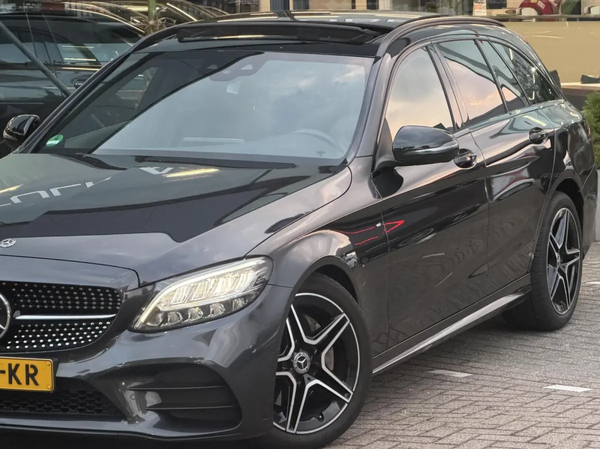 180 Bns Solution AMG 2021 Volle auto