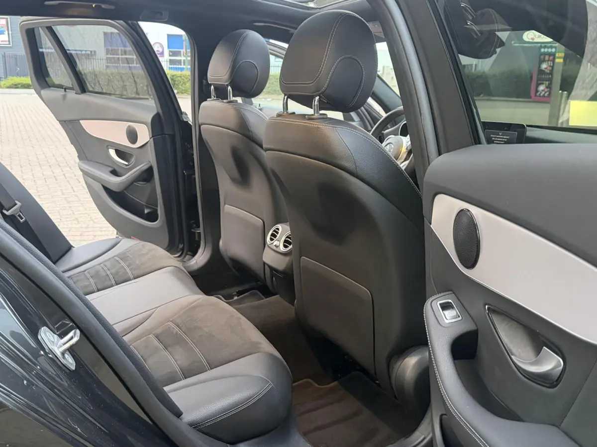 180 Bns Solution AMG 2021 Volle auto