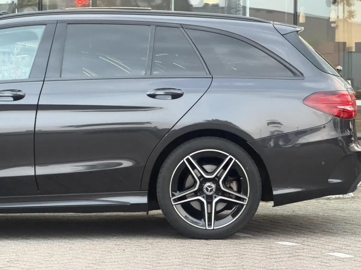 180 Bns Solution AMG 2021 Volle auto