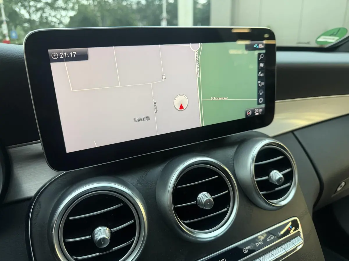 180 Bns Solution AMG 2021 Volle auto