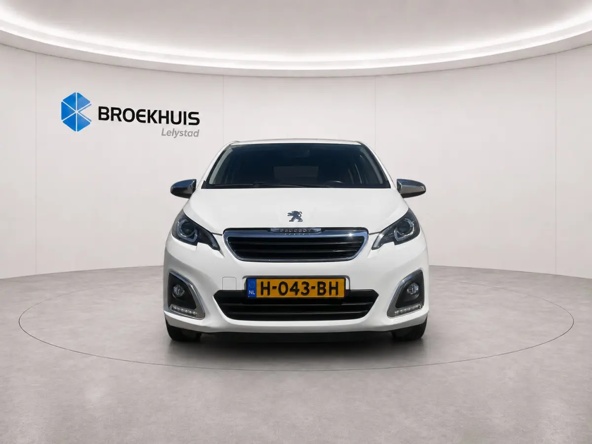 1.0 E-VTI 72PK 5-DRS ALLURE / NAVI / CLIMA / LED / 15" LMV / CAMERA / BLUETOOTH / PACK STYLE !!
