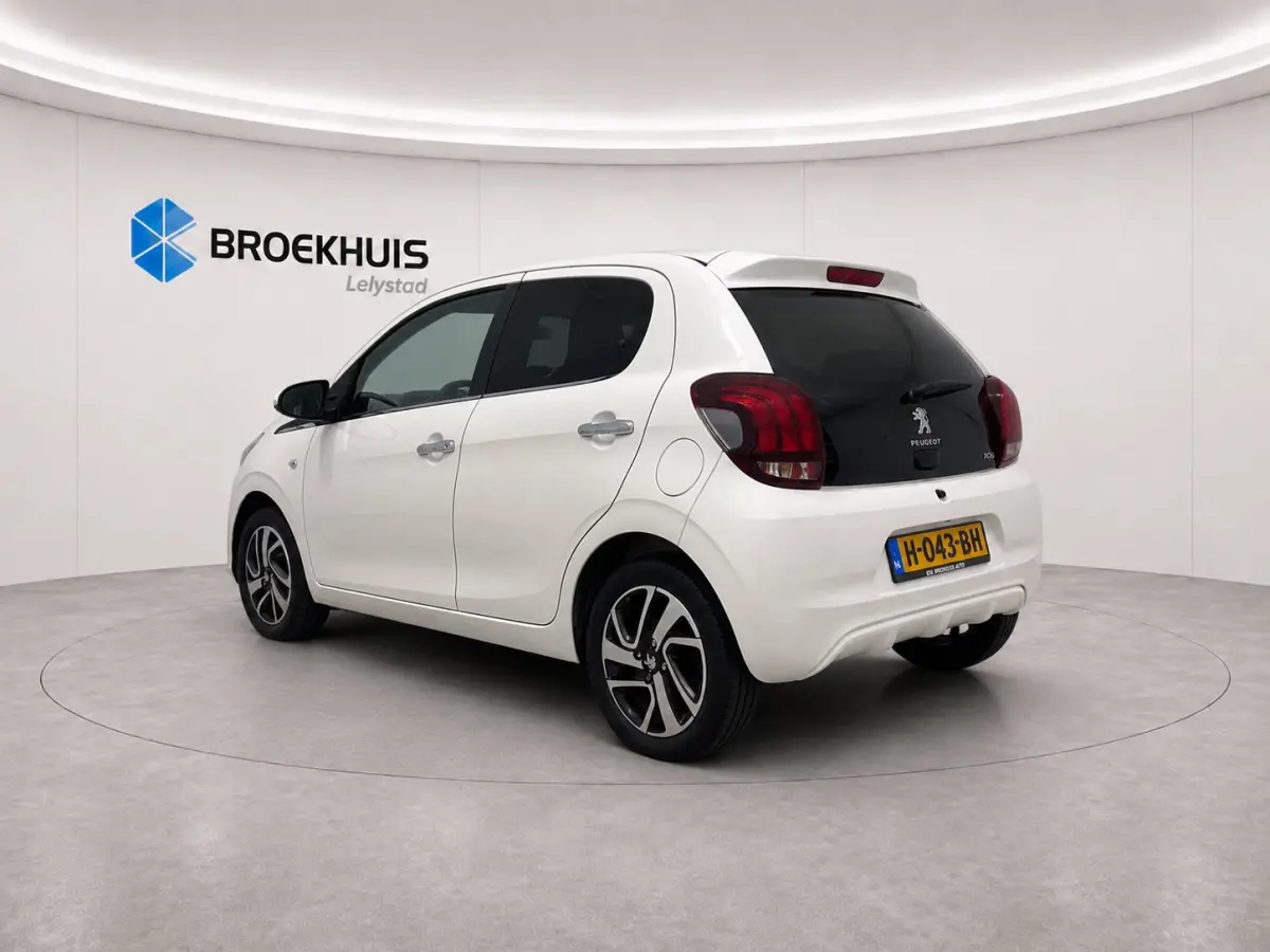 1.0 E-VTI 72PK 5-DRS ALLURE / NAVI / CLIMA / LED / 15" LMV / CAMERA / BLUETOOTH / PACK STYLE !!
