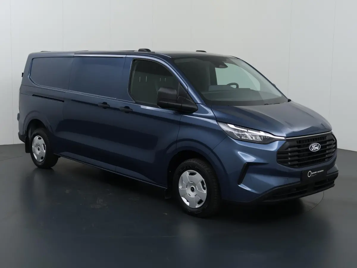 320 | 2.0 TDCI | L2 H1 | TREND | PARKEERCAMERA | APPLE CARPLAY | ANDROID AUTO | 3-ZITS | CLIMATE CONTROL | VOORRUITVERWARMING | CRUISE CONTROL | METALLIC LAK CHROME BLUE