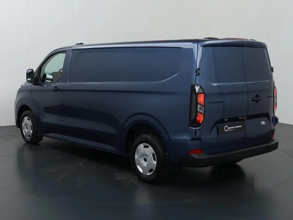 320 | 2.0 TDCI | L2 H1 | TREND | PARKEERCAMERA | APPLE CARPLAY | ANDROID AUTO | 3-ZITS | CLIMATE CONTROL | VOORRUITVERWARMING | CRUISE CONTROL | METALLIC LAK CHROME BLUE