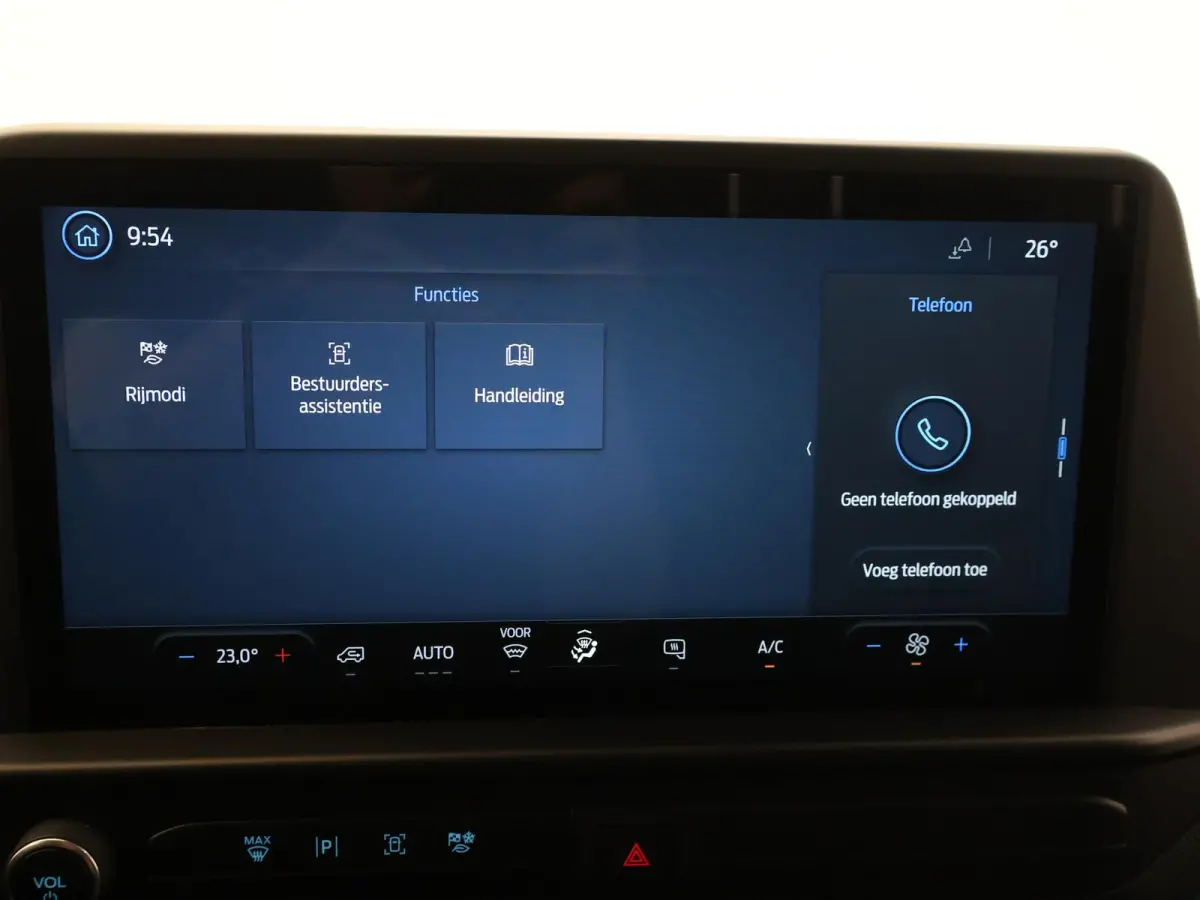 320 | 2.0 TDCI | L2 H1 | TREND | PARKEERCAMERA | APPLE CARPLAY | ANDROID AUTO | 3-ZITS | CLIMATE CONTROL | VOORRUITVERWARMING | CRUISE CONTROL | METALLIC LAK CHROME BLUE