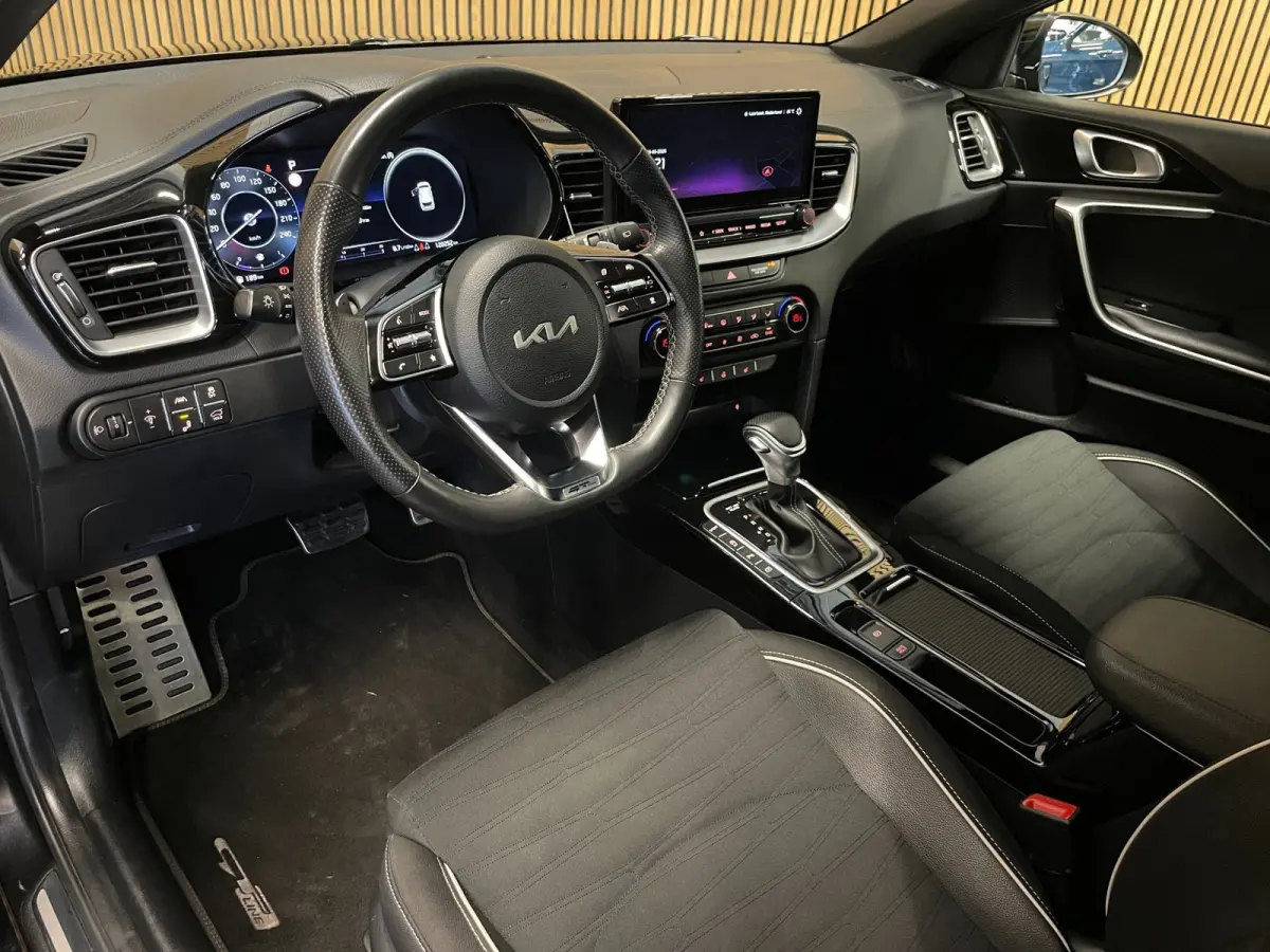 1.5 T-GDi GT-Line|160PK|AUTOMAAT|ACC|DIGITAL|KEYLESS|JBL|CARPLAY|ANDROID|STOEL+STUURVERW|CAMERA|CRUISE+CLIMA|