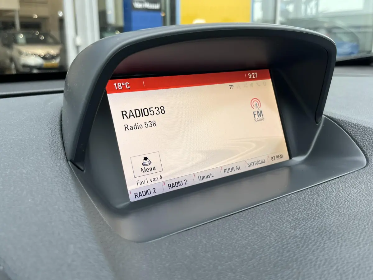 1.4 T Innovation | Climate Control | Cruise Control | Trekhaak | Achteruitrijcamera | Navigatie |