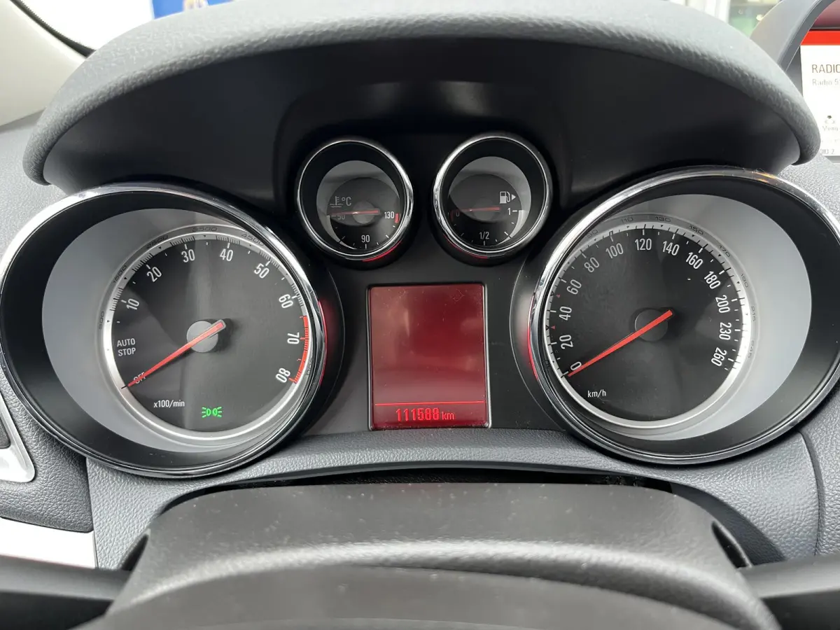 1.4 T Innovation | Climate Control | Cruise Control | Trekhaak | Achteruitrijcamera | Navigatie |