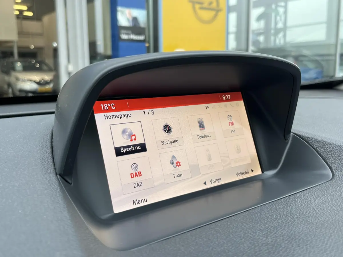 1.4 T Innovation | Climate Control | Cruise Control | Trekhaak | Achteruitrijcamera | Navigatie |