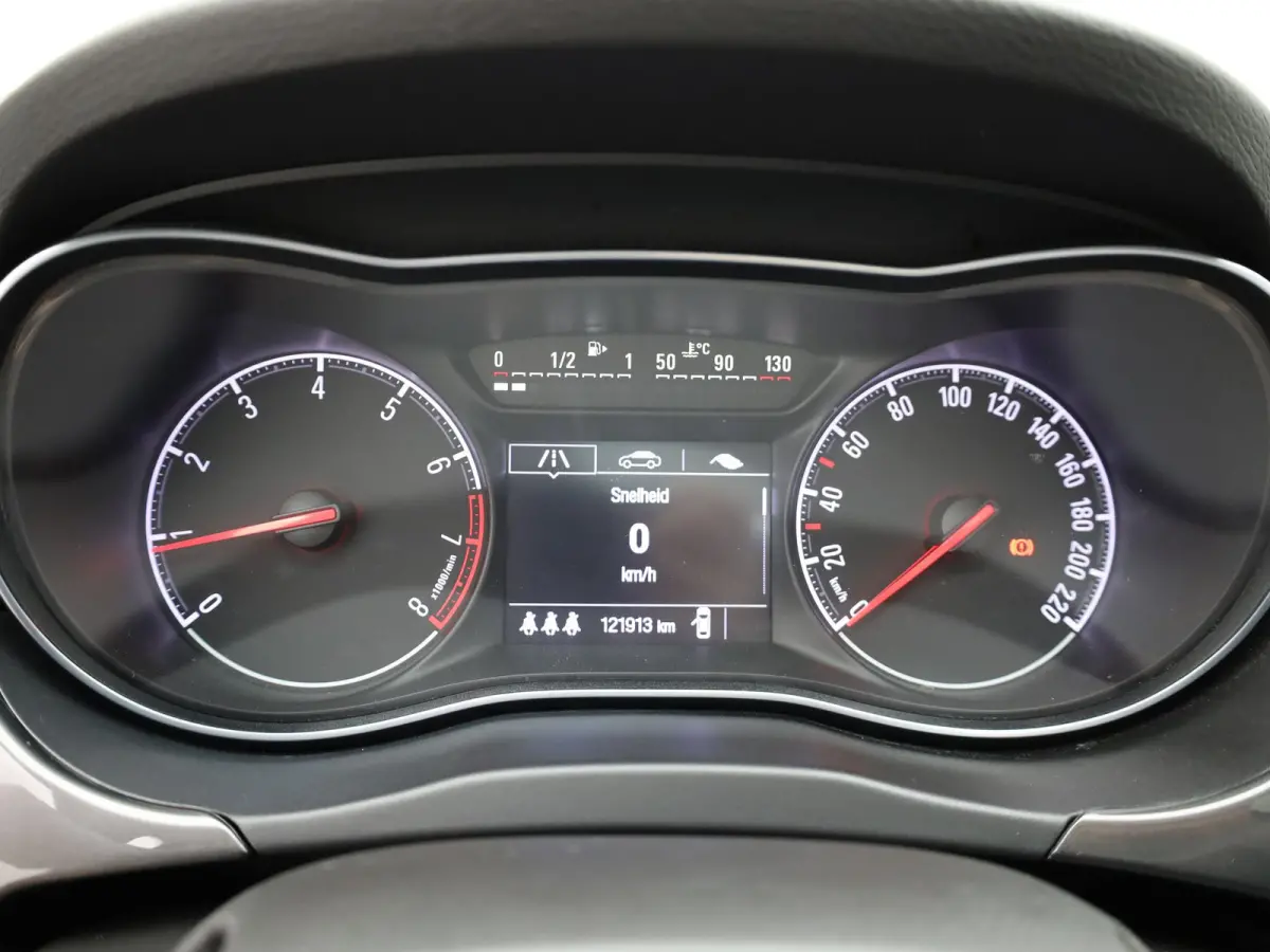 1.0 Turbo Cosmo | OPC-Line | Panodak | 17'' | Stuur & Stoelverw. | Camera | PDC V&A | Prijs Rijklaar!!