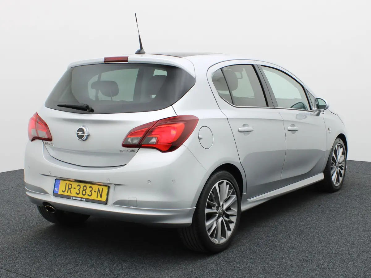 1.0 Turbo Cosmo | OPC-Line | Panodak | 17'' | Stuur & Stoelverw. | Camera | PDC V&A | Prijs Rijklaar!!